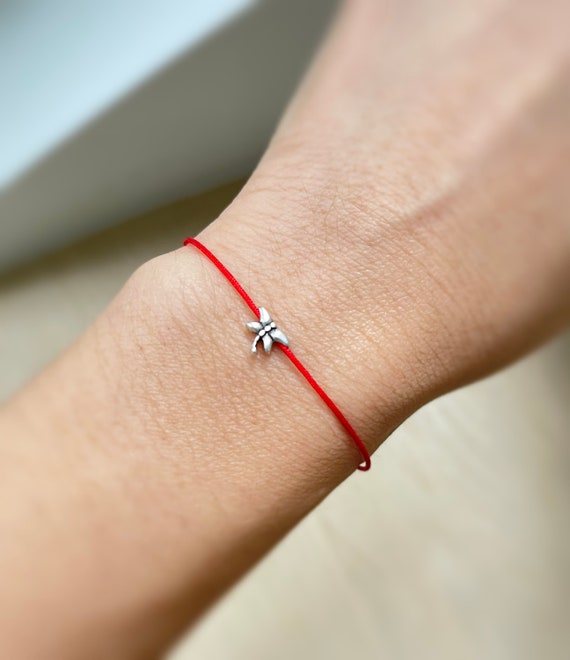 Dragonfly bracelet,String bracelet,Thread bracelet,Minimalist bracelet with charm,Adjustable water resistant Dragonfly string bracelet.