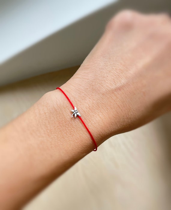 Tiny Dragonfly Charm, Red String Bracelet, Red Thread, Dainty and Cute Bracelet, Mother's Day Gift, Dragonfly Jewelry, Friendship Gift