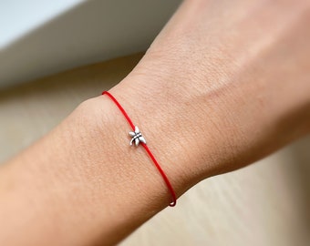 Tiny Dragonfly Charm, Red String Bracelet, Red Thread, Dainty and Cute Bracelet, Mother's Day Gift, Dragonfly Jewelry, Friendship Gift