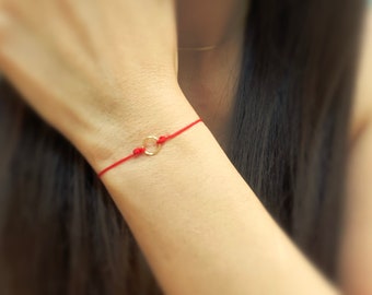 Circle Link Bracelet, Gold link Bracelet, Red String, Red and Gold Jewelry, Adjustable Bracelet, Fate Jewelry, Karma, Minimalist Jewelry