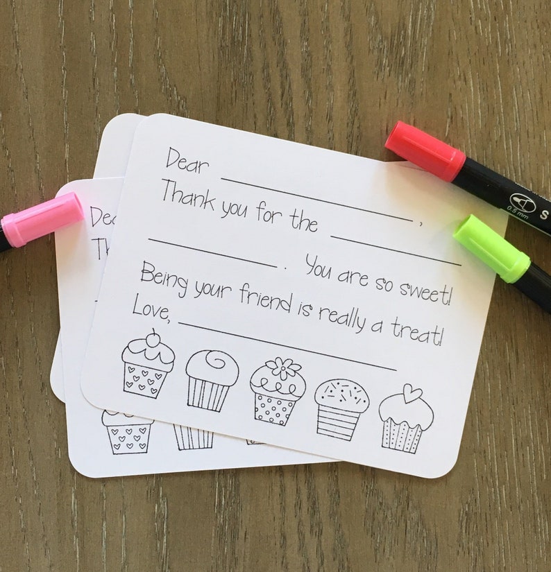 Flat Cupcake Thank You Cards Fill in the Blanks Cupcake Thank You Cards Cupcakes Coloring Thank You Notes Color Your Own Cupcakes Cards