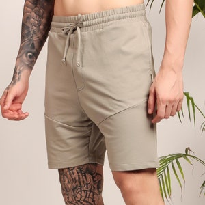 Men&#39;s Organic Cotton Lounge Shorts: Relaxed Fit Activewear