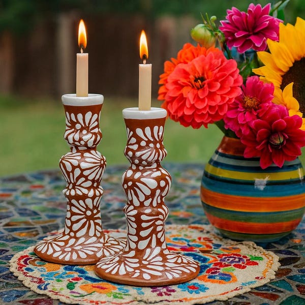 Handgemaakte talavera kandelaars set van 2 bruin en wit