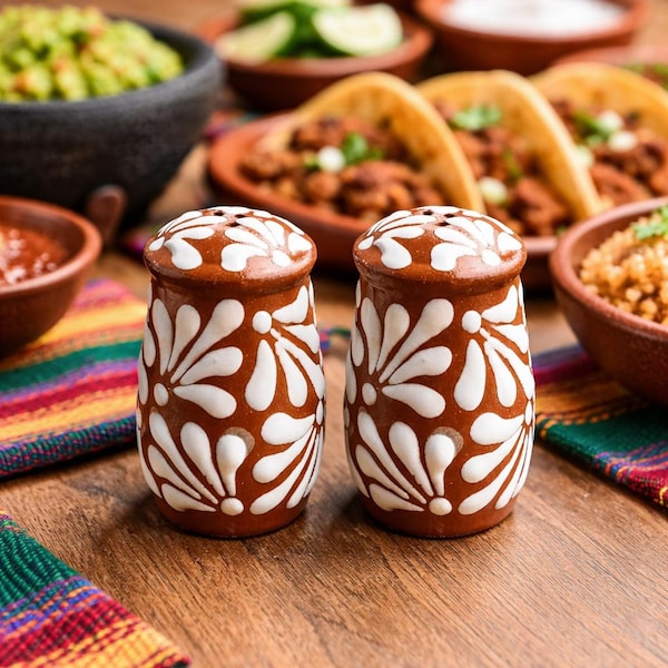 2個セット、3x2 タラベラ ソルト＆ペッパーシェーカー - 手作りのブラウン＆ホワイトデザイン