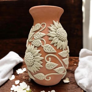 Traditional Oaxaca Flower Vase | Teracotta & White