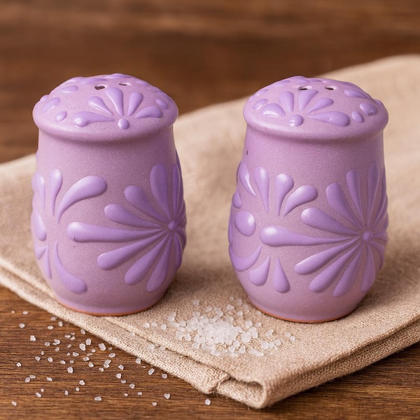 Handmade Talavera Mexican Salt/Pepper Shaker Set of 2 | Violet