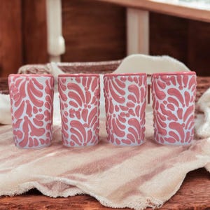Traditionelle mexikanische Talavera Schnapsgläser | Pink & Weiß (4er Set)