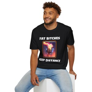 Camiseta Clash Royale Keep Distance - Divertida camiseta gráfica gamer de Fat Bitches Inferno Tower imagen 3
