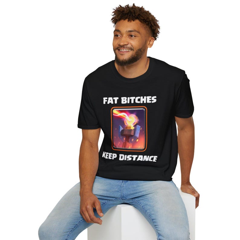 Camiseta Clash Royale Keep Distance - Divertida camiseta gráfica gamer de Fat Bitches Inferno Tower imagen 3