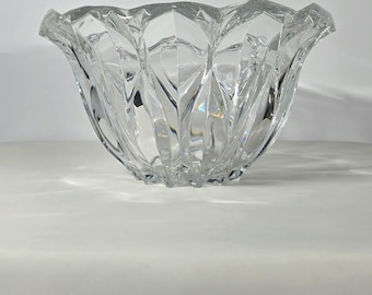 Vintage 1990s Cristal D' Arques- Durand Calliope Crystal Bowl