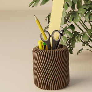 Moderner 3D-gedruckter Stifthalter – Stilvoller Schreibtisch Organizer mit Rillen, Minimalistisches Büro Zubehör aus PLA