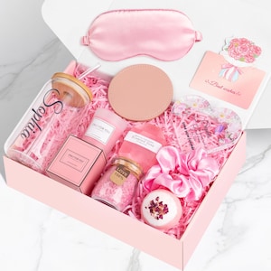Personalized Gift Set for Women, Unique Birthday Gift Box, Custom Mom Gift, Mothers Day Gift, Cozy Gift Basket for Her