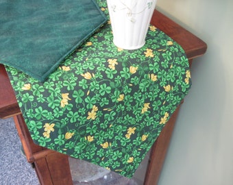Clover Table Runner Etsy