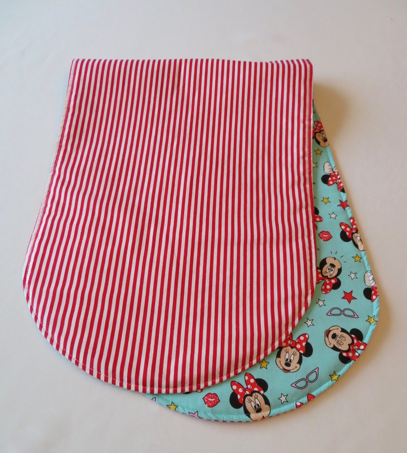 36 Minnie Mouse Table Runner Reversible Disney Table Etsy