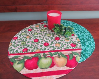 14" Apple Fall Round Placemats set of 2 or 4 Reversible Red Green Apple Circular Placemats Fall Autumn Beige Centerpiece Table Topper