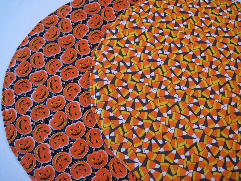 Halloween Round Placemats Set 24 Reversible Pumpkin Circular Etsy