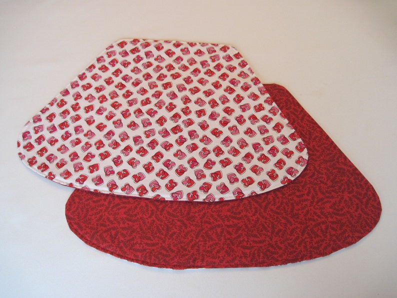 Wedge Valentine Placemats 4 or 6 Reversible Valentines Wedge Etsy