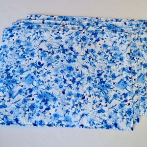 Blue Bird Placemats Reversible set of 4 or 6 Blue and White Floral Placemats Summer Placemats Bird Lovers Gift Bird Table Decor image 7