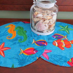 Tropical Fish Circular Placemats set 2 4 or 6 Reversible Clownfish Seahorse Starfish Rainbow Fish Placemats Round Summer Placemats