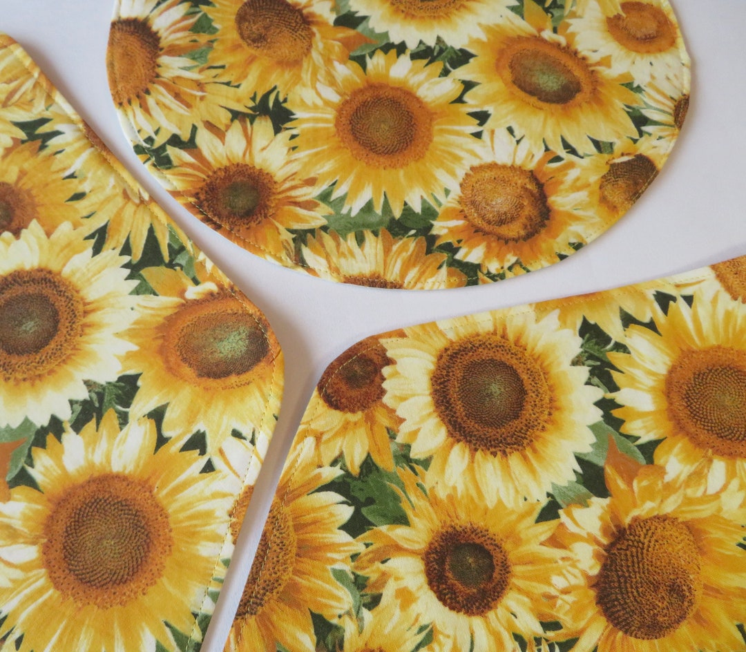 Sunflower Wedge Placemats 4 or 6 Reversible Wedge Yellow Etsy