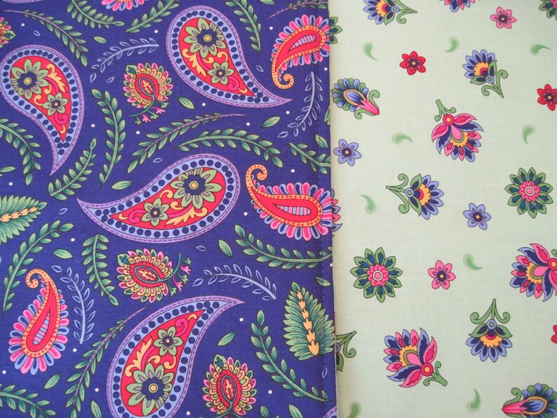 36 Blue Paisley Table Runner Reversible Trendy Classic Etsy