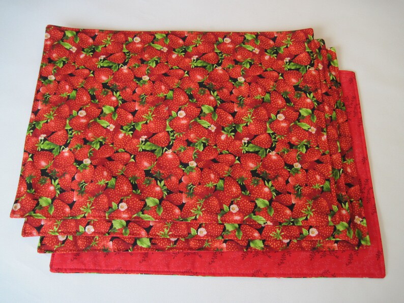 Strawberry Placemats Set 4/6 Reversible Fruit Red Placemats Etsy