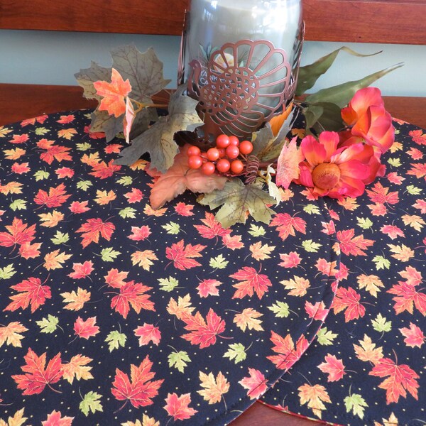 Black Fall Leaves Round Placemats Reversible Set 2 4 or 6 Copper Burgundy Circular Placemats Fall Centerpiece Fall Autumn Placemats