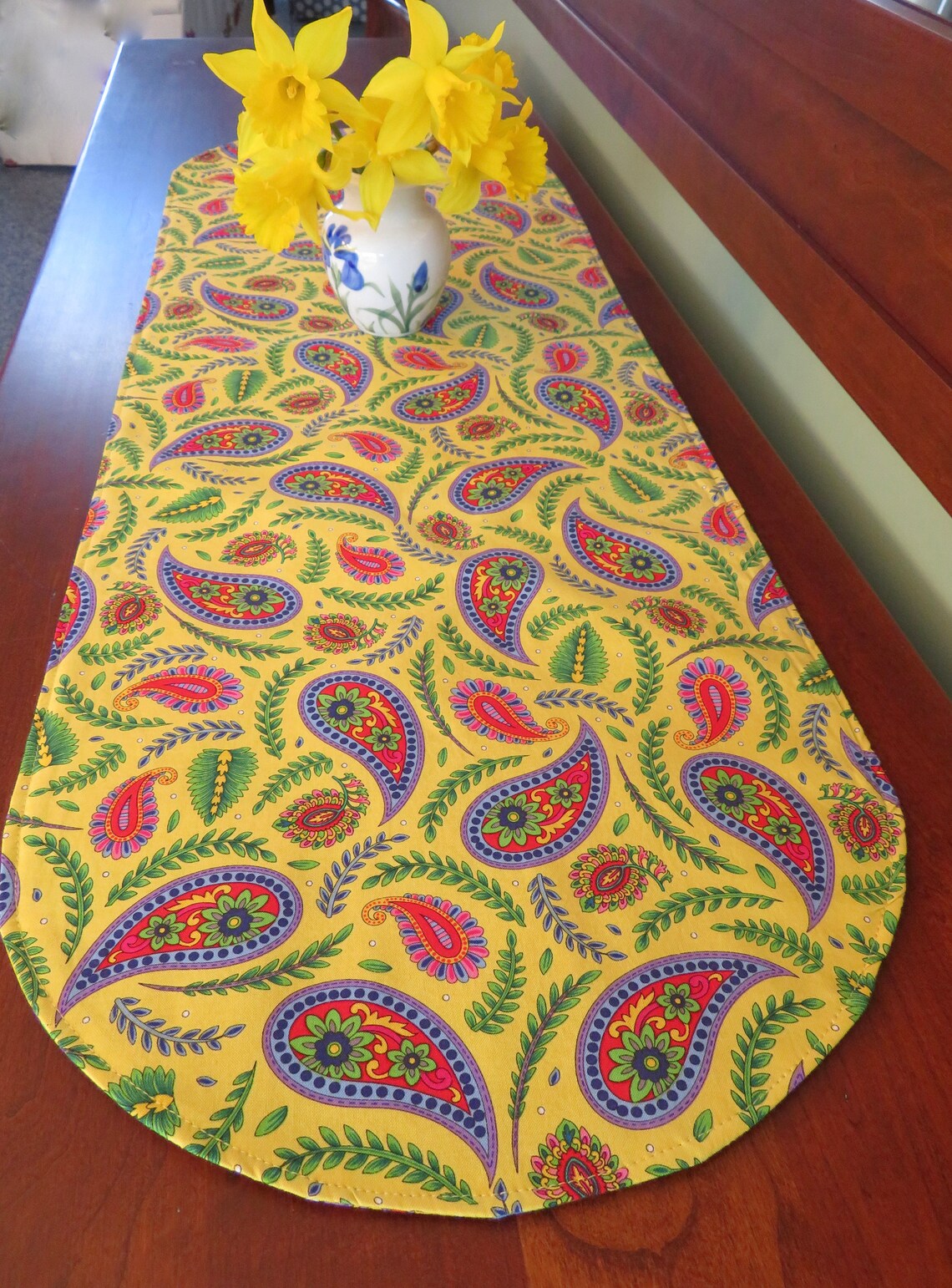 36 Yellow Paisley Table Runner Reversible Trendy Classic Etsy UK