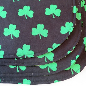 Oval St Patricks Day Placemats Set Reversible Black Green Shamrock Placemats Celtic Knot Clover Placemats St Patricks Day table decor