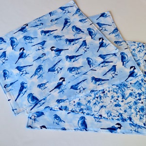 Blue Bird Placemats Reversible set of 4 or 6 Blue and White Floral Placemats Summer Placemats Bird Lovers Gift Bird Table Decor image 10