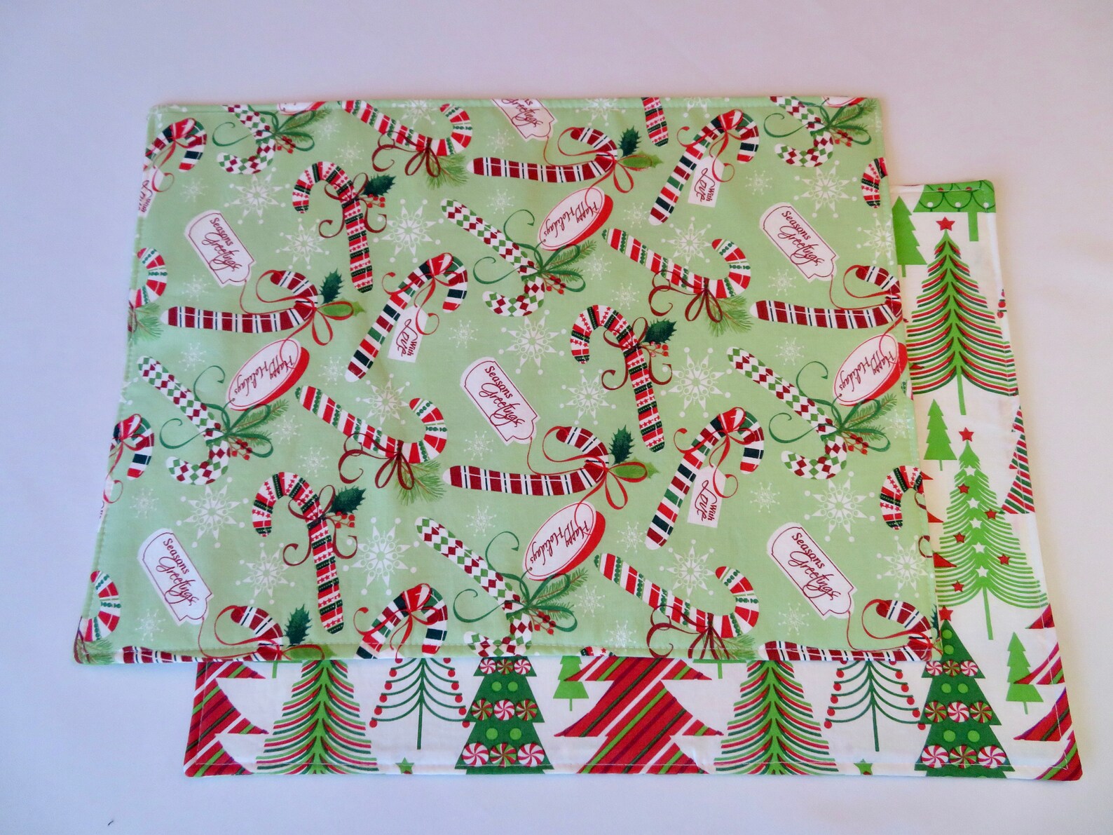 Christmas Placemats Set of 4 or 6 Reversible Candy Cane Etsy