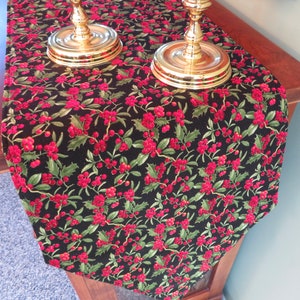 54&quot; 72&quot; 90&quot; Christmas Holly Table Runner Reversible Red and Gold Holiday Table Runner Christmas Holly Centerpiece Christmas Table Decor