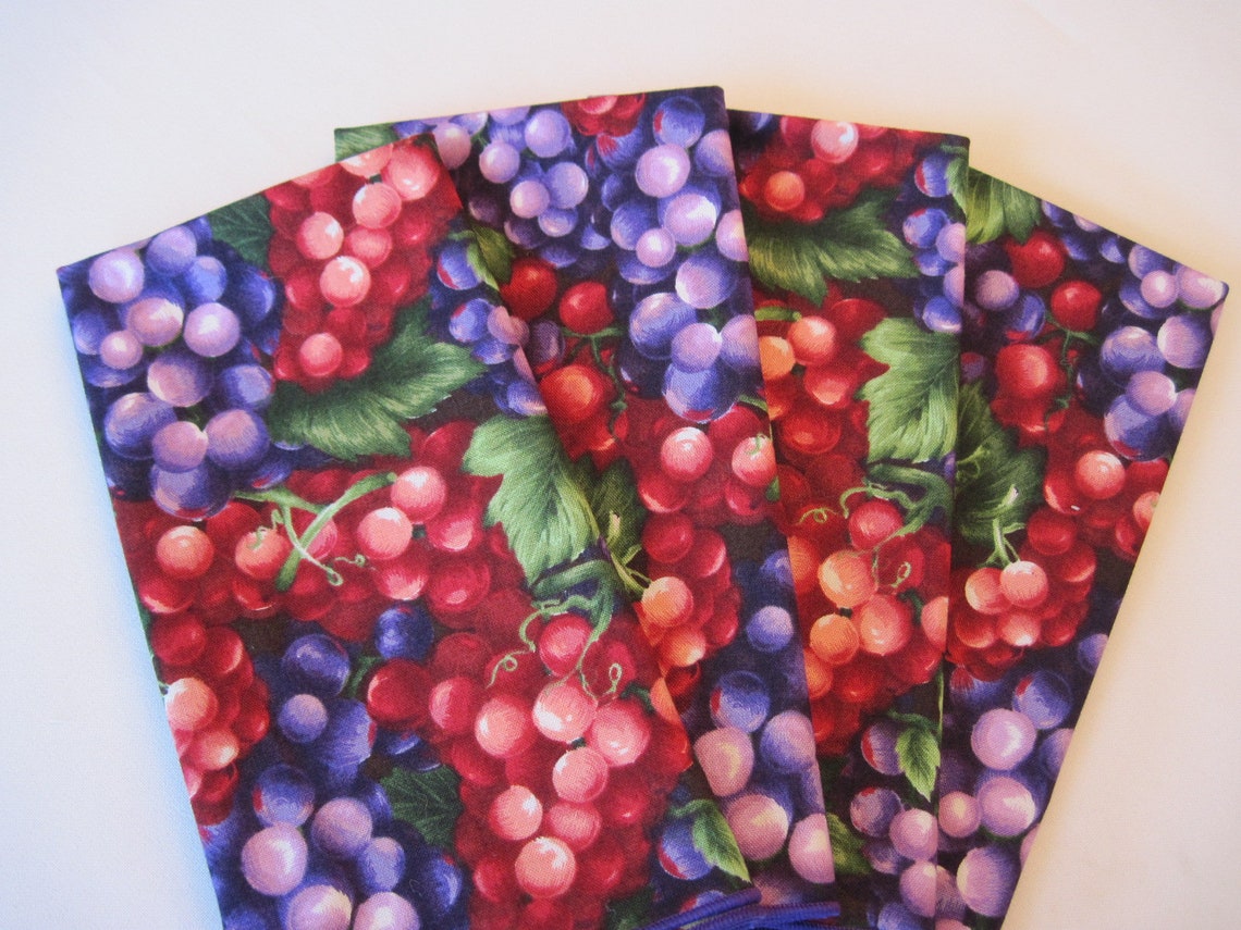 Grape Napkins Set 4 or 6 Purple Napkin set Purple Grape Etsy