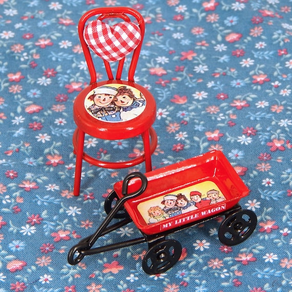 1//12th Scale Dollhouse Miniature Set of 2 Raggedy Ann /& Andy Child Chairs Cute!!