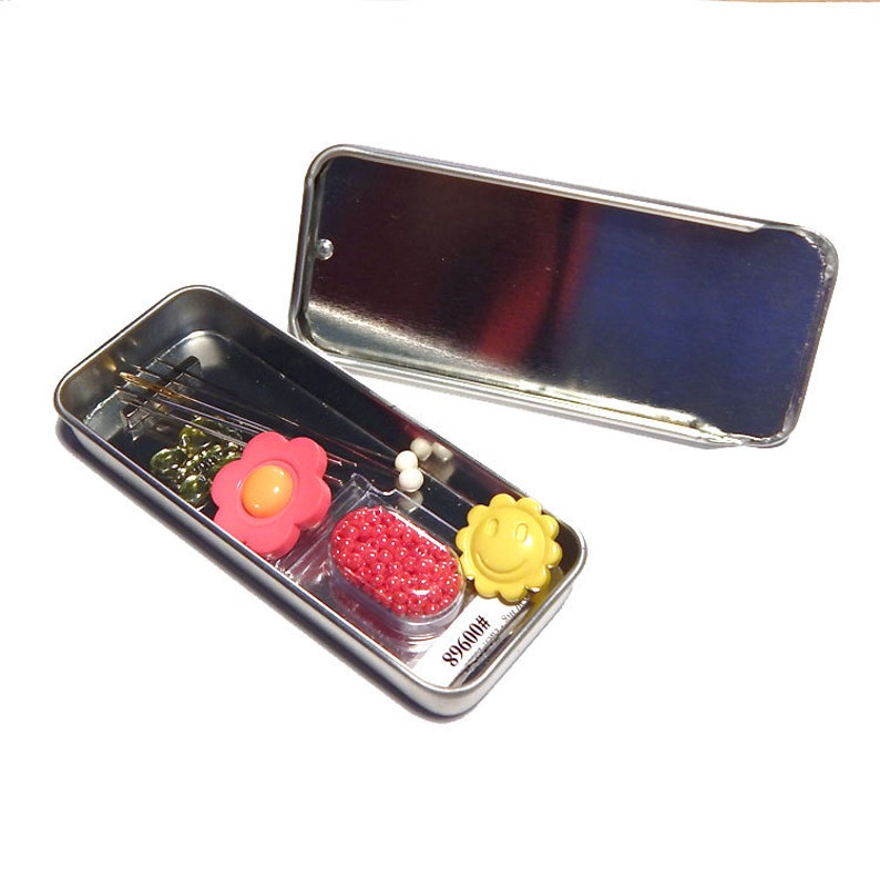 Magnetic Sewing Needle Case Needle Slider Case The Stitch Retro Film Poster