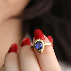 Custom Sapphire Ring, Pear Cut Blue Engagement Ring, Teardrop Birthstone Jewelry, Minimalist Handmade Ring, Personalized Ring Gift for Her