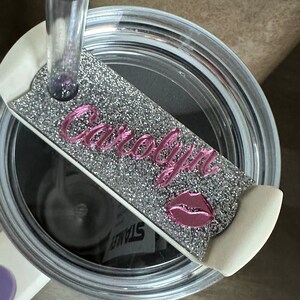 Valentine's Day Glitter Tumbler Topper: Personalized Name Plate with Kiss