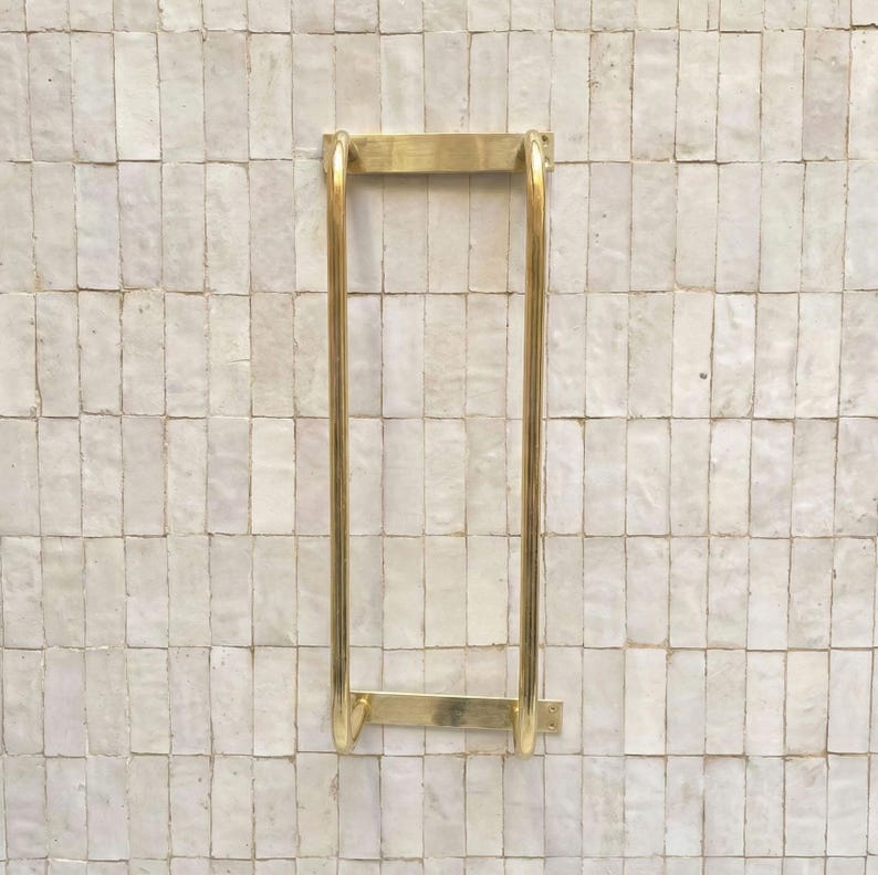 Unlacquered brass towel rack
Solid brass bathroom towel holder
Handmade brass wall towel rack
Luxury brass bathroom accessory
