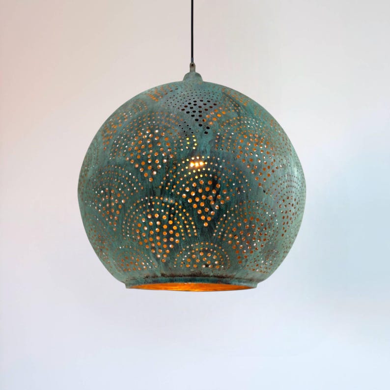 Oxidized Copper Kitchen Island Light – Handmade Perforated Hanging Globe Lamp for Rustic Decor bild 6