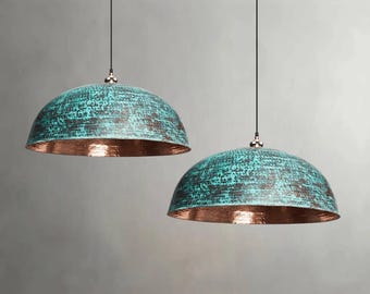 Paar geoxideerde koperen hanglampen – gehamerde koepellampen voor rustieke keukeneilandverlichting