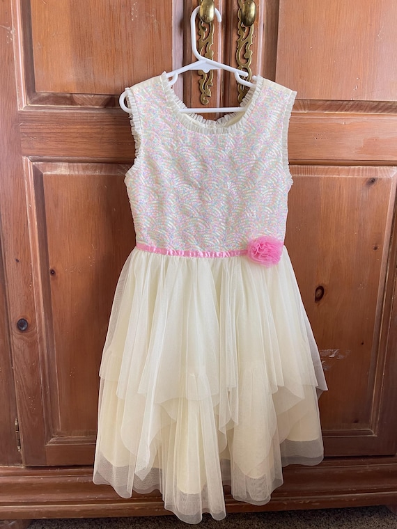 Jona Michelle Girls Tulle Dress: Light Yellow Layered Party Dress, Size 7 Jona Michelle Girls Tulle Dress: Light Yellow Layered Party Dress, Size 7