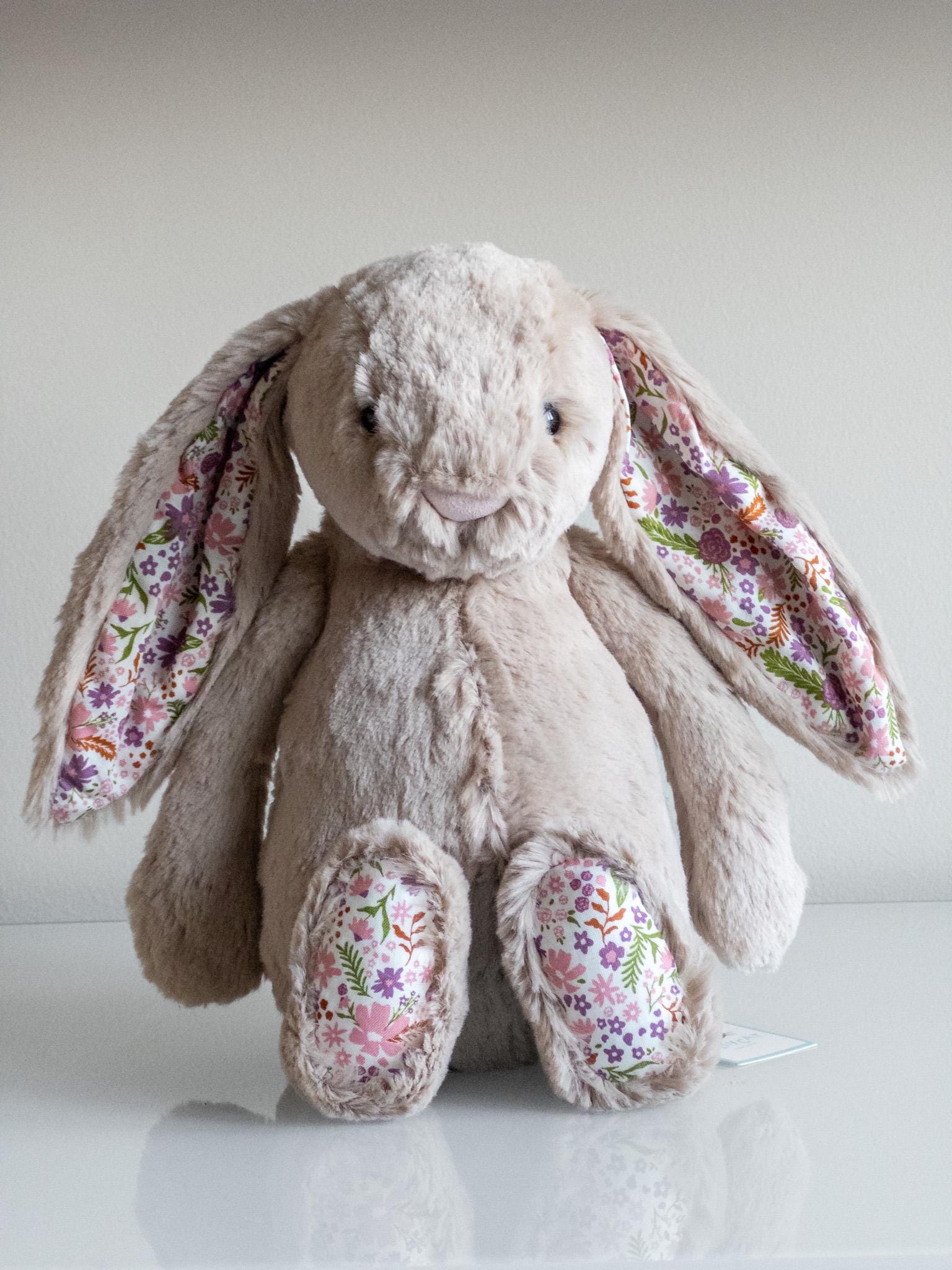 Jellycat Medium Blossom Beige Bunny 