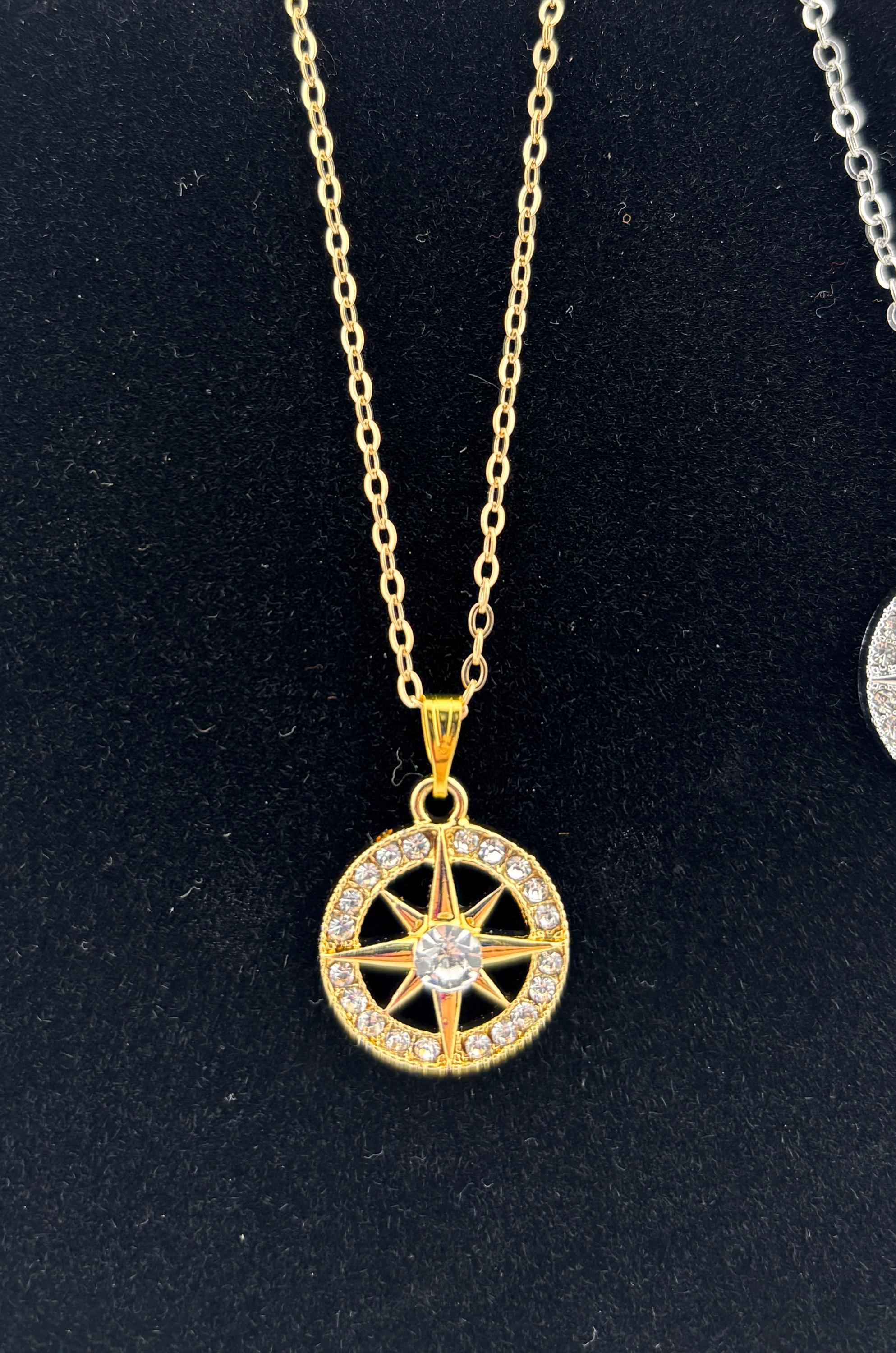 SKZ Compass Star Necklace, Stray Kids Jewelry - Etsy