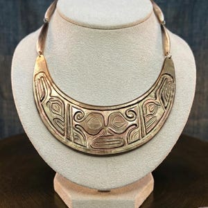Vintage Iridescent Mother of Pearl Tribal Statement Necklace - Carved Crescent Shell Gorget