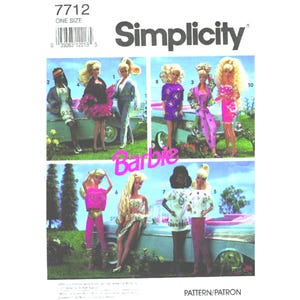 PDF 11,5&quot; fashionpoppenkleding om te maken, past bij oudere barbies. 7712: patroon downloaden en thuis afdrukken. Standaard kopieerpapier.