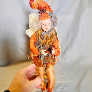Muñeca elfa de hadas mágicas de Mark Roberts de 16 pulgadas para otoño, Halloween, colección de decoración, juguete para fiestas, cosecha, magia, fantasía