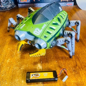 Vintage 2006 TYCO Mattel NSECT Spielzeug N.s.e.c.t. Mit Oem Batterie und 5 von 6 Darts Monster Spielzeug
