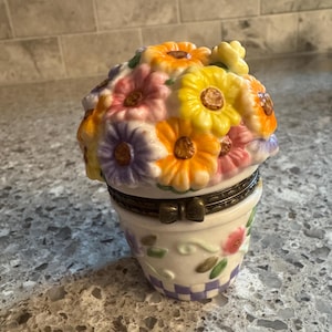 Hinged Ceramic Flower Pot Trinket Box, 3D Hand Painted Porcelain Floral Jewelry Box, Cottagecore Keepsake Ring Dish, Gift for Her