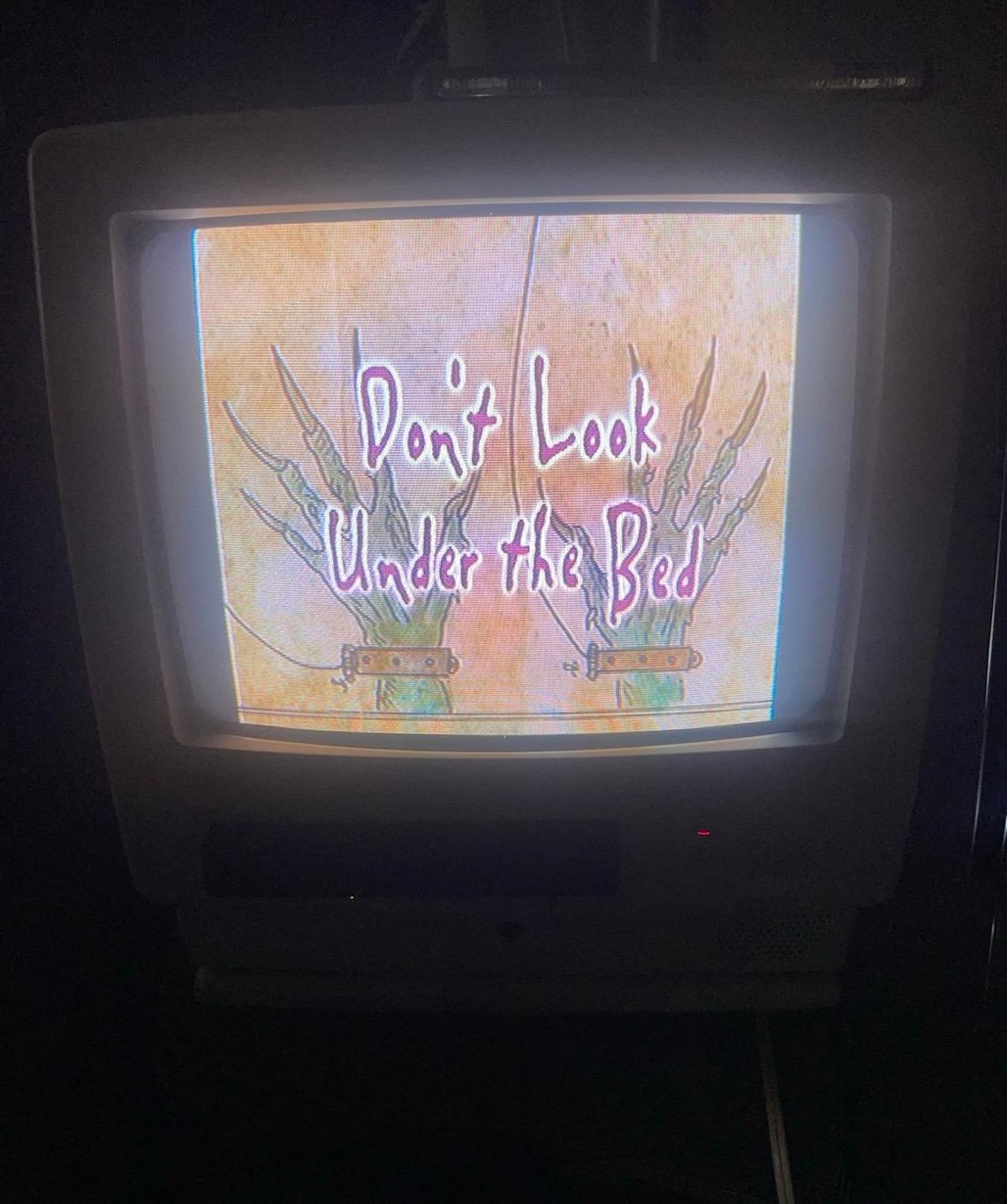 Don’t Look Under the Bed Movie- VHS CUSTOM ARTWORK . - Etsy