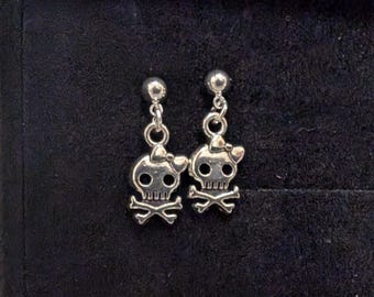Grinning Skulls Earrings
